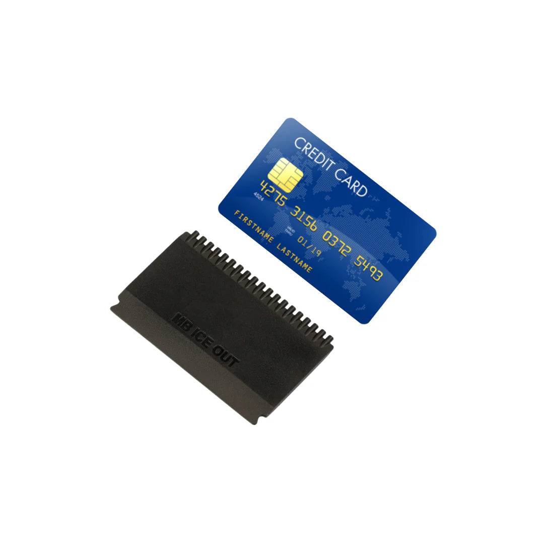 Eiskratzer im Kreditkartenformat – MB ICE OUT Mini-Eiskratzer